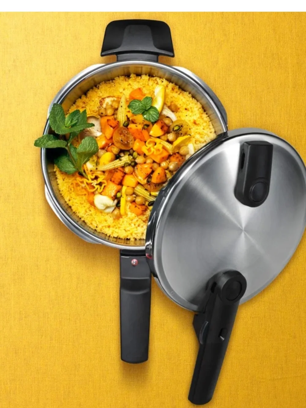 Fissler Vitaquick Premium 6.3 Qt Pressure Cooker